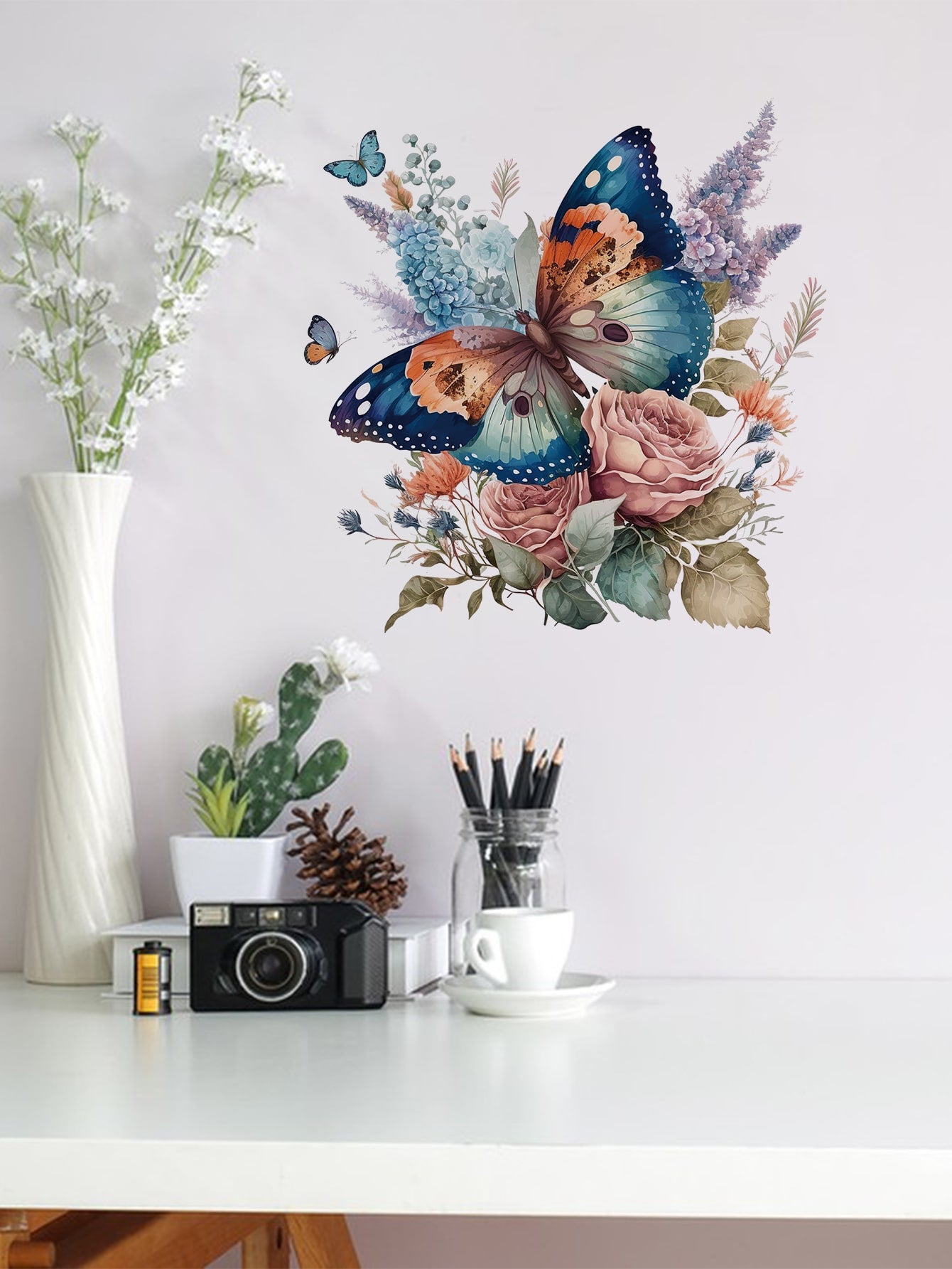 art- 1pc Self-adhesive Pvc Wall Sticker For Room/living Room Wall Decoration, Featuring Butterfly & Flower Pattern